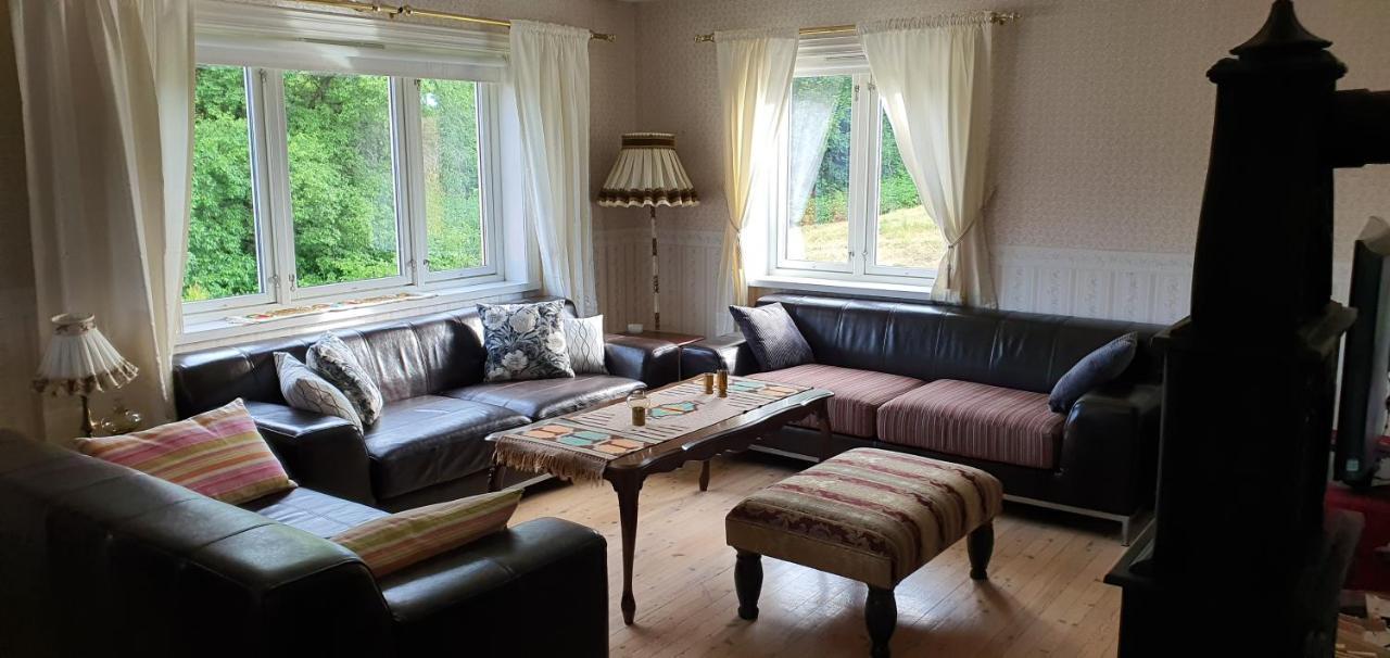 Ovrebo, Kristiansand Luaran gambar
