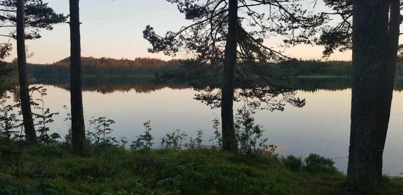 Ovrebo, Kristiansand Luaran gambar
